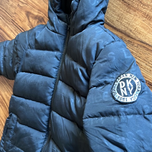 DKNY puffer coat - Picture 3 of 5